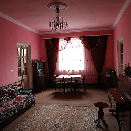 Barseghyan'S Guest House Vardenis エクステリア 写真