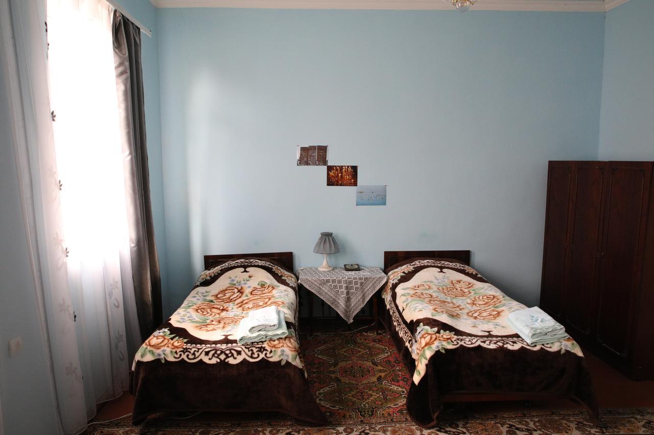 Barseghyan'S Guest House Vardenis エクステリア 写真